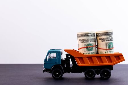 外貨建て個人年金保険のメリット・デメリットと注意点