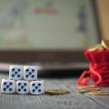 終身型医療保険の長期的保障メリット—日本の高齢化社会に適した保険とは