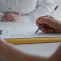 最新の建築基準法改正が保険料に与える影響～築年数・構造から読み解く動向～