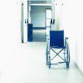 介護施設入居時に必要な保障と保険商品の選び方