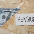 公的年金の受給額を増やす方法と民間年金で補うポイント