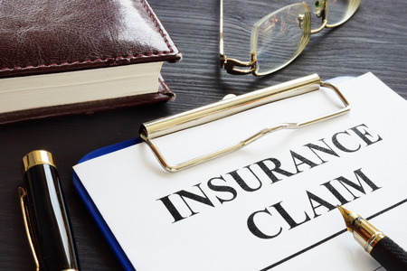 受取人変更の手続きとタイミング、よくあるトラブル事例