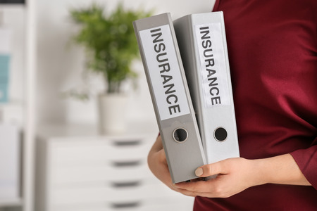 月払い生命保険の利便性と家計管理のポイント〜忙しい現代人におすすめの理由〜