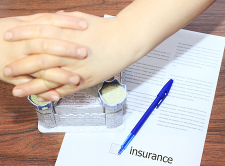 学資保険の契約時期による保険料の違いと影響 ― 出生前vs出生後